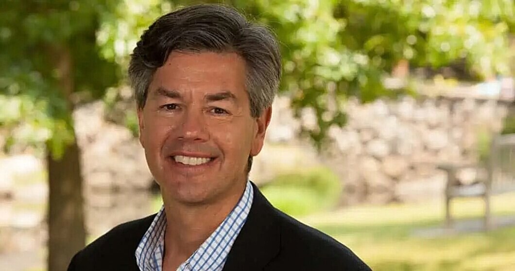 John Fullerton is an unconventional economist, impact investor, writer, and some have said philosopher. He is the architect of Regenerative Economics, a visionary framework for a new economy that aligns with life's universal patterns and principles.